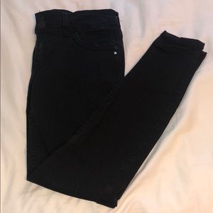 Black Jeans/Jeggings